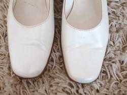Chaussures de la mariée ivoire