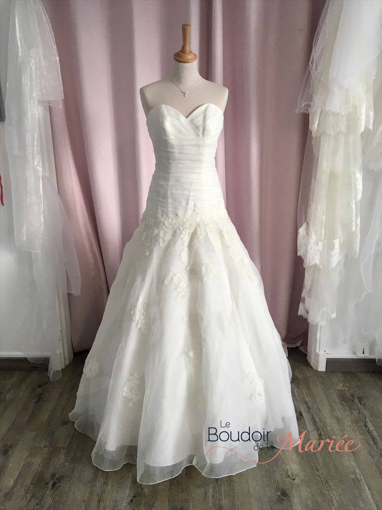 Robes de mariée petit budget Le Boudoir de la Mariée
